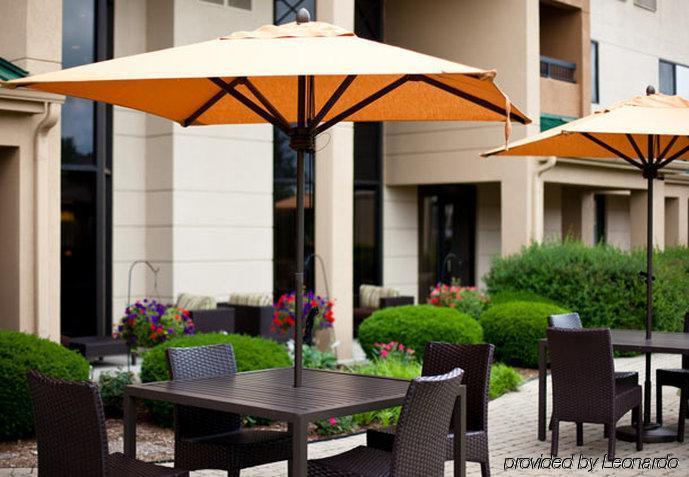 Courtyard Chicago St. Charles Hotel Saint Charles Restoran gambar